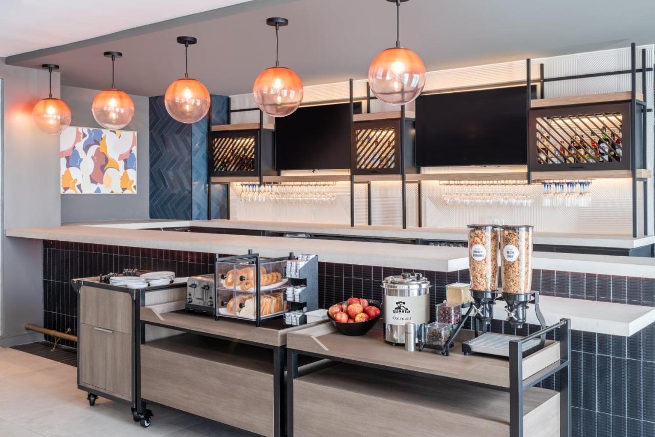 Atwell Suites Miami Brickell By Ihg Екстер'єр фото