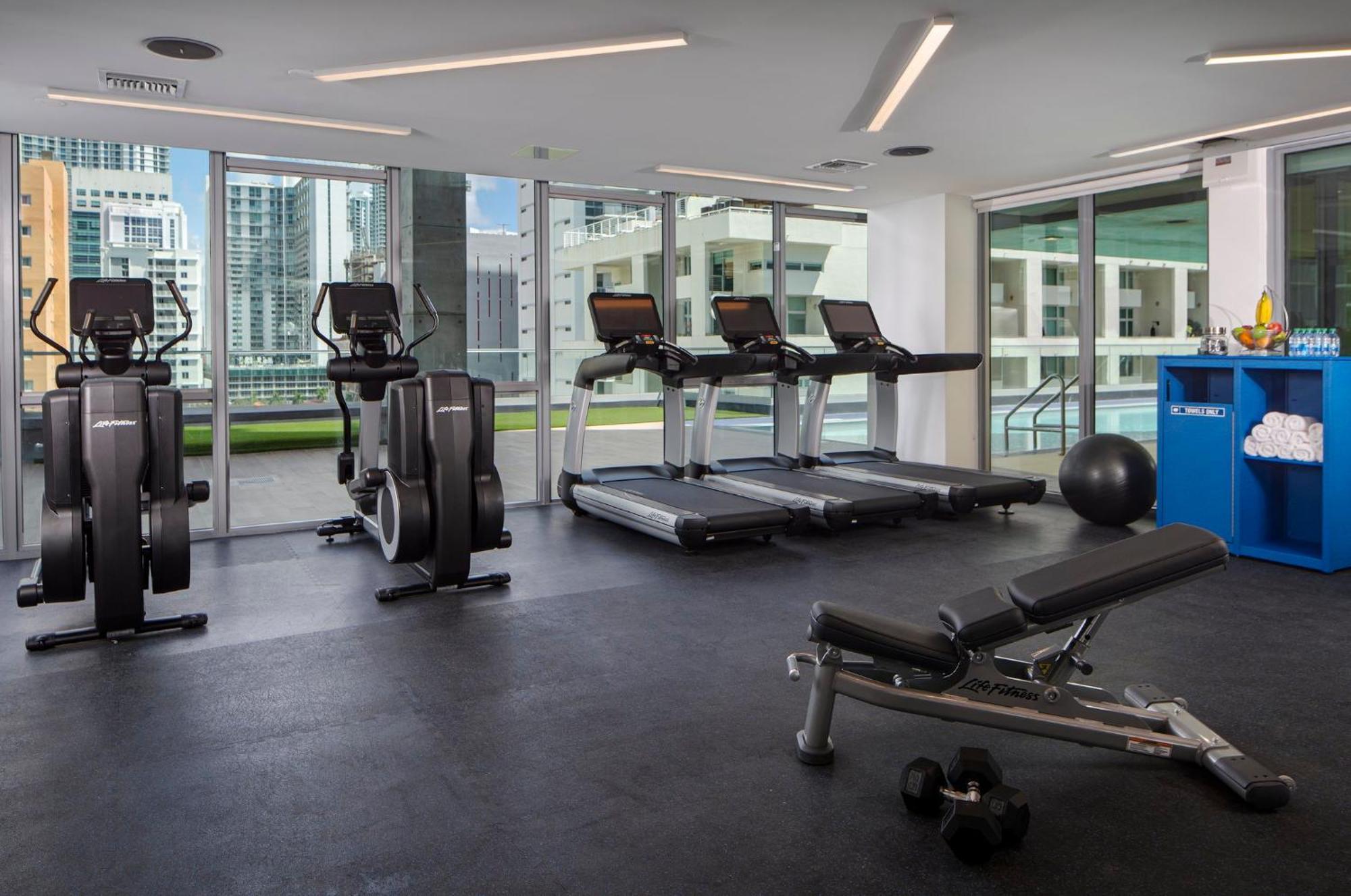 Atwell Suites Miami Brickell By Ihg Екстер'єр фото